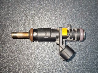 bontott DACIA DUSTER Porlasztó (1 db)