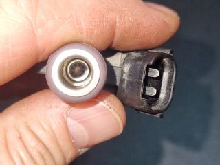 bontott DACIA DUSTER Porlasztó (1 db)