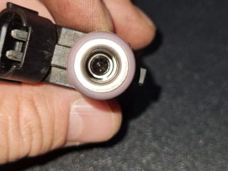 bontott DACIA DUSTER Porlasztó (1 db)