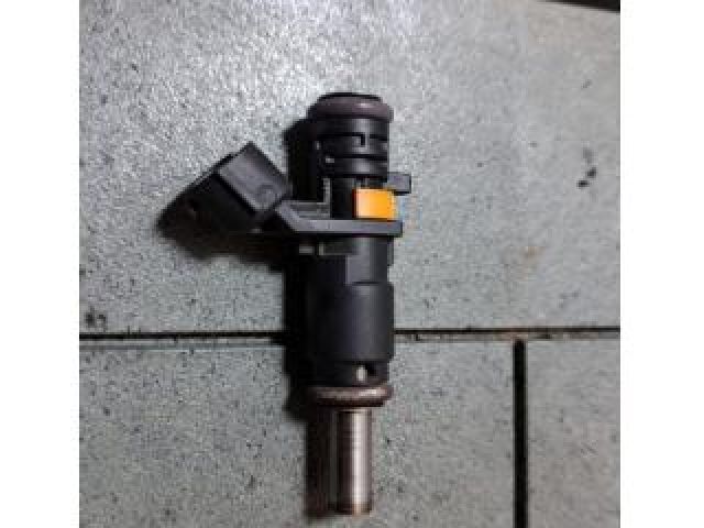 bontott DACIA DUSTER Porlasztó (1 db)