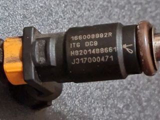 bontott DACIA DUSTER Porlasztó (1 db)