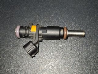 bontott DACIA DUSTER Porlasztó (1 db)