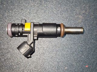 bontott DACIA DUSTER Porlasztó (1 db)