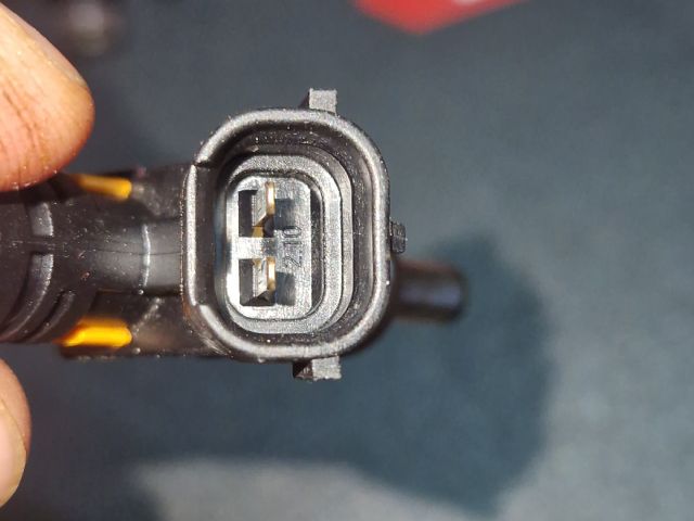 bontott DACIA DUSTER Porlasztó (1 db)