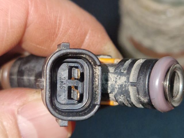 bontott DACIA DUSTER Porlasztó (1 db)