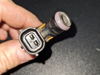 bontott DACIA DUSTER Porlasztó (1 db)