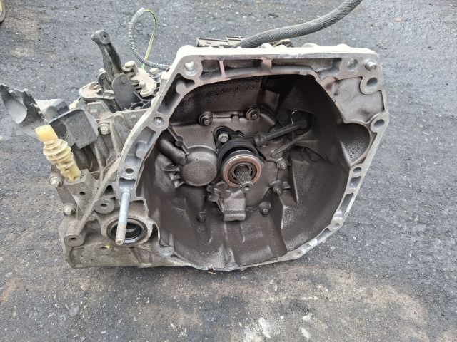 bontott DACIA DUSTER Váltó (Mechanikus)