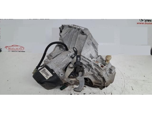 bontott DACIA DUSTER Váltó (Mechanikus)