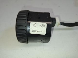 bontott DACIA DUSTER 4x4 Kapcsoló