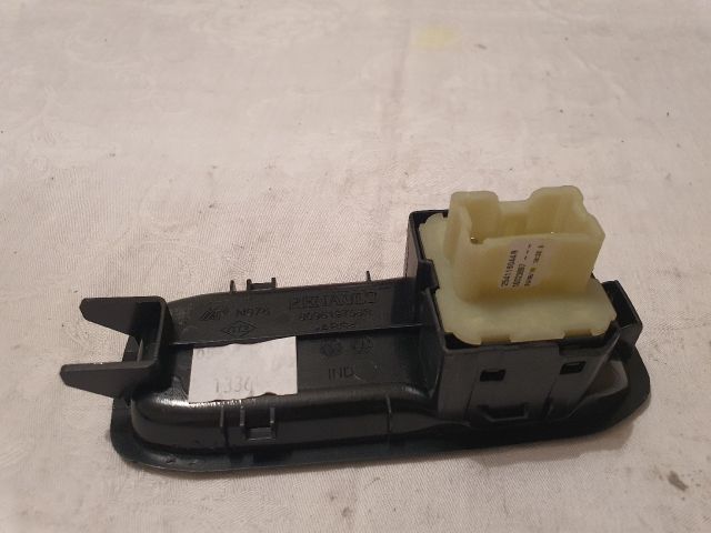 bontott DACIA DUSTER Ablakemelő Kapcsoló Négyes / Kettes