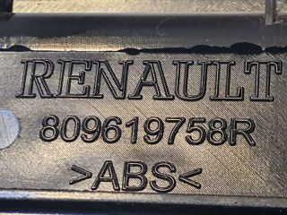 bontott DACIA DUSTER Ablakemelő Kapcsoló Négyes / Kettes