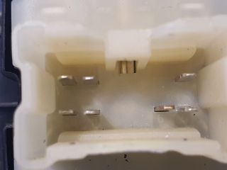 bontott DACIA DUSTER Ablakemelő Kapcsoló Négyes / Kettes