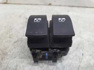 bontott DACIA DUSTER Ablakemelő Kapcsoló Négyes / Kettes