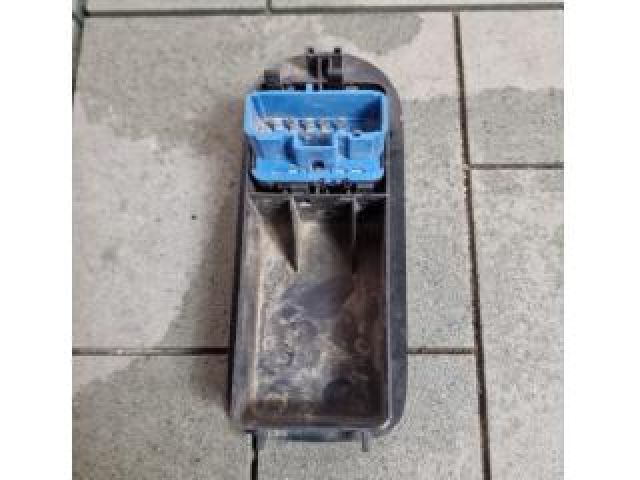 bontott DACIA DUSTER Ablakemelő Kapcsoló Négyes / Kettes