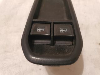bontott DACIA DUSTER Ablakemelő Kapcsoló Négyes / Kettes