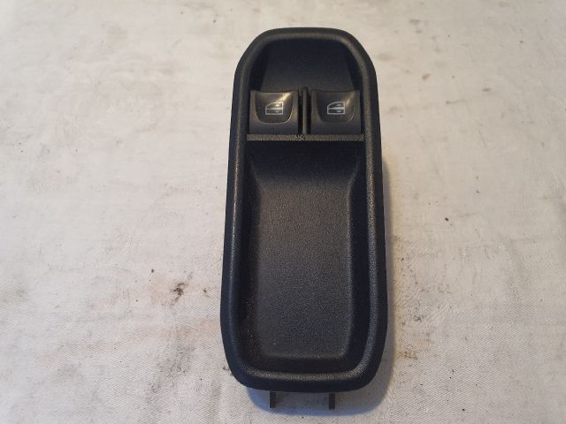 bontott DACIA DUSTER Ablakemelő Kapcsoló Négyes / Kettes