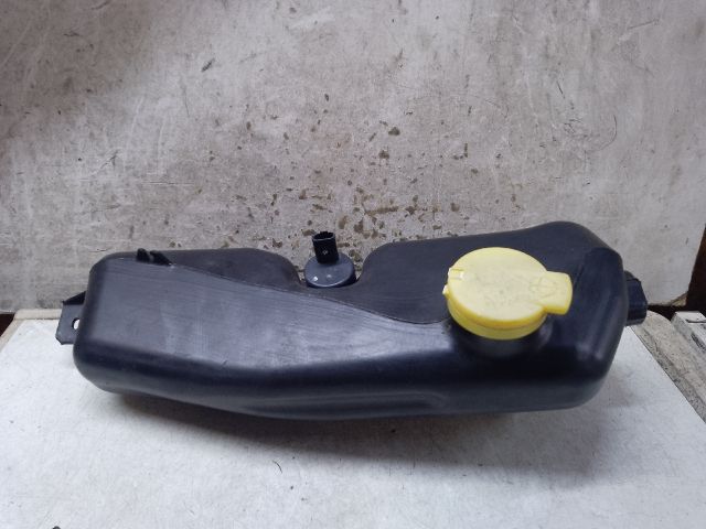 bontott DACIA DUSTER Ablakmosó Tartály