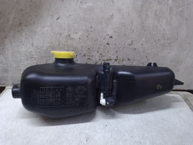 bontott DACIA DUSTER Ablakmosó Tartály