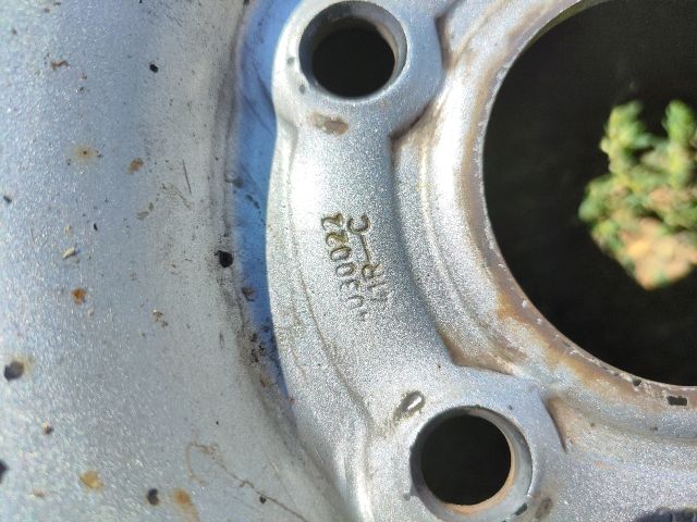 bontott DACIA DUSTER Acélfelni Szett Gumival