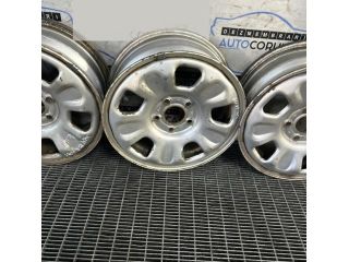 bontott DACIA DUSTER Acélfelni Szett