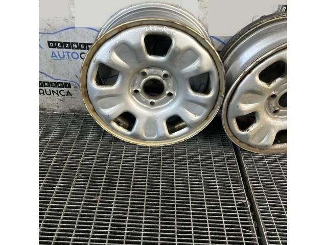 bontott DACIA DUSTER Acélfelni Szett