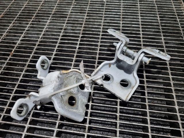 bontott DACIA DUSTER Ajtó Zsanér (Pozíciófüggetlen)