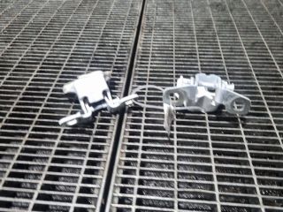 bontott DACIA DUSTER Ajtó Zsanér (Pozíciófüggetlen)