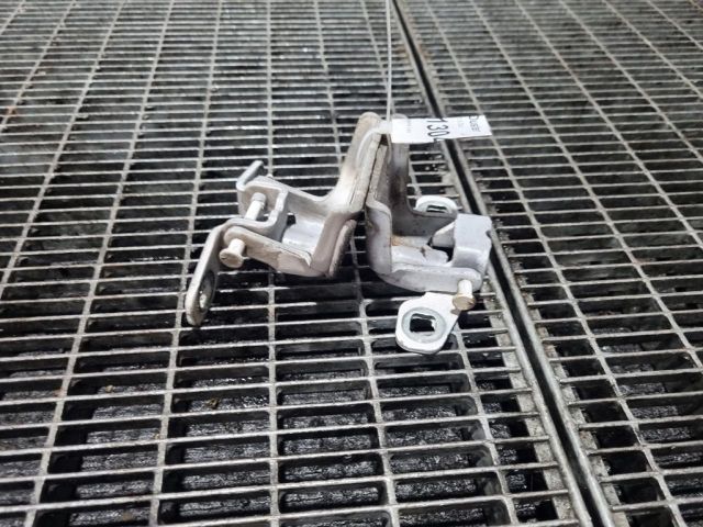 bontott DACIA DUSTER Ajtó Zsanér (Pozíciófüggetlen)