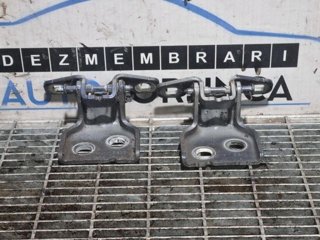 bontott DACIA DUSTER Ajtó Zsanér (Pozíciófüggetlen)