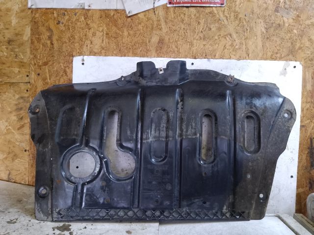 bontott DACIA DUSTER Alsó Motorburkolat