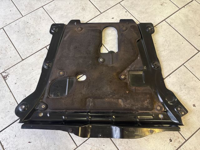 bontott DACIA DUSTER Alsó Motorburkolat