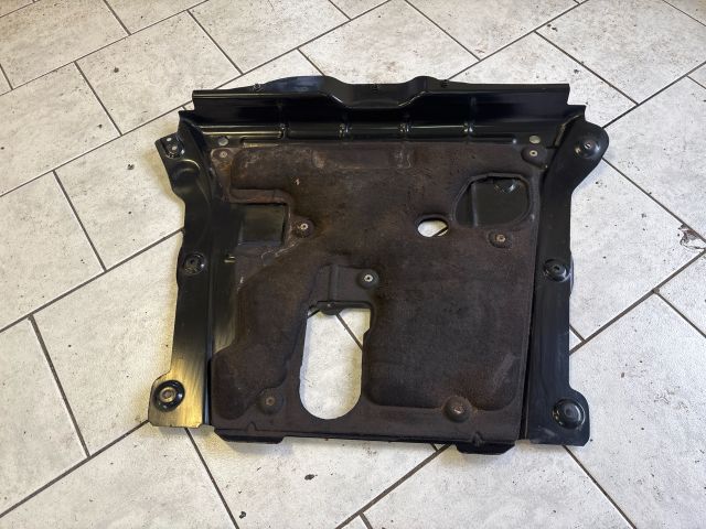 bontott DACIA DUSTER Alsó Motorburkolat