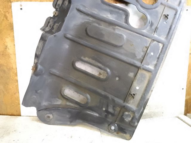 bontott DACIA DUSTER Alsó Motorburkolat