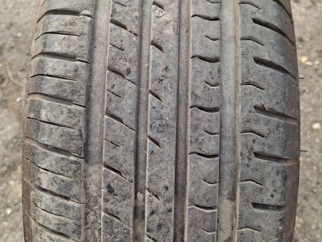 bontott DACIA DUSTER Alufelni Pár Gumival