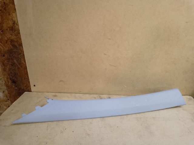 bontott DACIA DUSTER Bal A Oszlop Burkolat