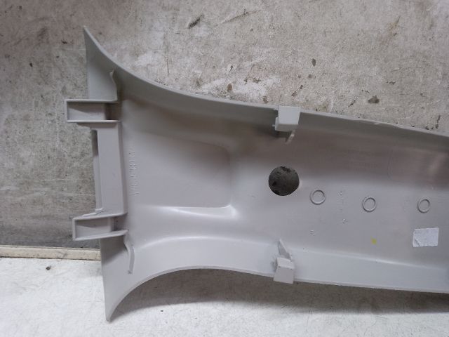 bontott DACIA DUSTER Bal B Oszlop Burkolat