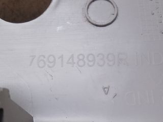 bontott DACIA DUSTER Bal B Oszlop Burkolat