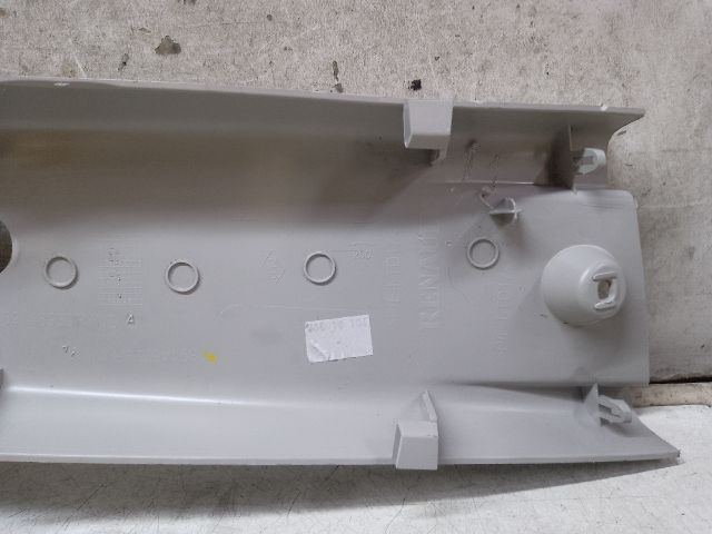 bontott DACIA DUSTER Bal B Oszlop Burkolat