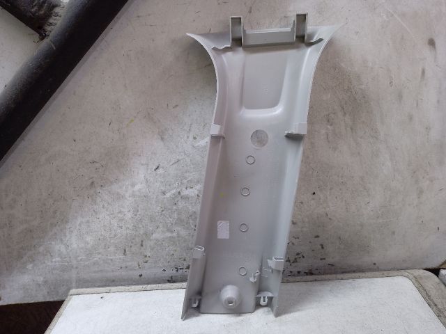 bontott DACIA DUSTER Bal B Oszlop Burkolat