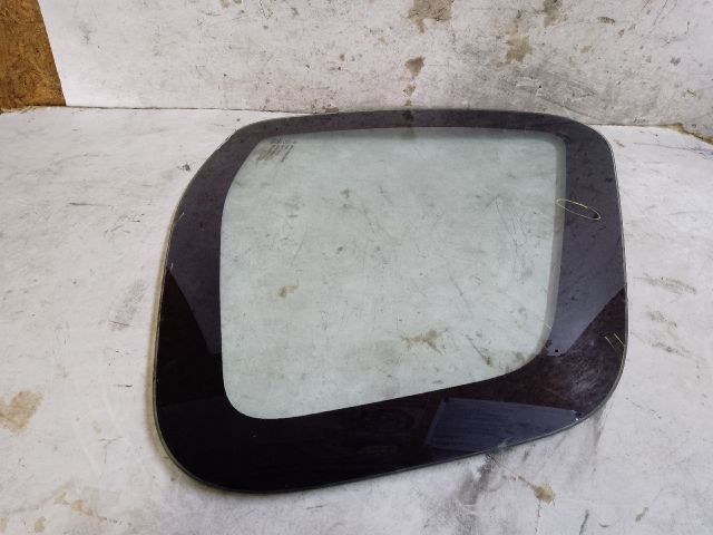 bontott DACIA DUSTER Bal C Oszlop Oldalablak Üveg