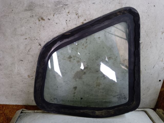 bontott DACIA DUSTER Bal C Oszlop Oldalablak Üveg