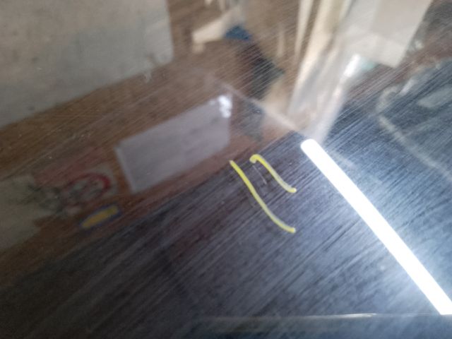 bontott DACIA DUSTER Bal C Oszlop Oldalablak Üveg