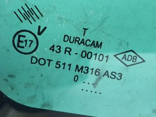 bontott DACIA DUSTER Bal C Oszlop Oldalablak Üveg