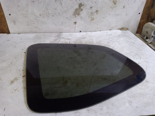 bontott DACIA DUSTER Bal C Oszlop Oldalablak Üveg