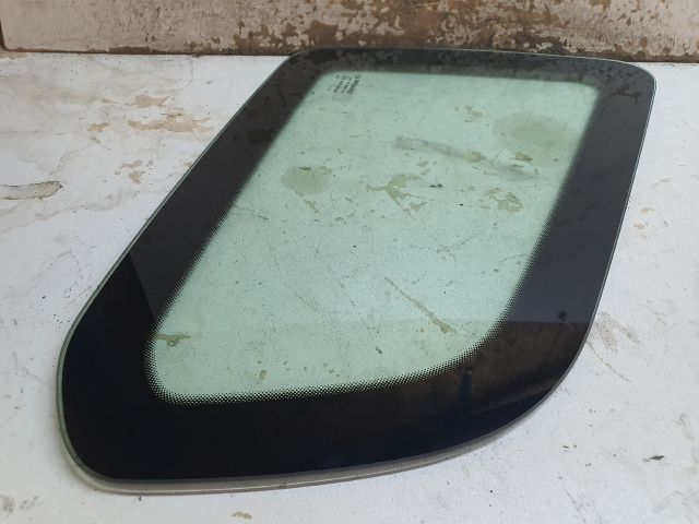 bontott DACIA DUSTER Bal C Oszlop Oldalablak Üveg