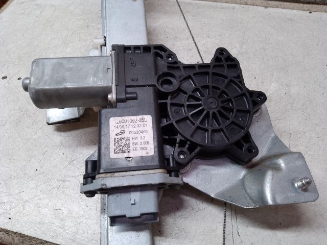 bontott DACIA DUSTER Bal első Ablakemelő Szerkezet (Elektromos)