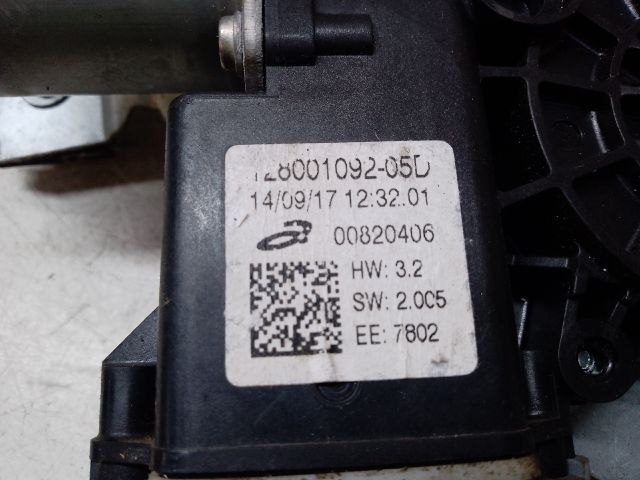 bontott DACIA DUSTER Bal első Ablakemelő Szerkezet (Elektromos)