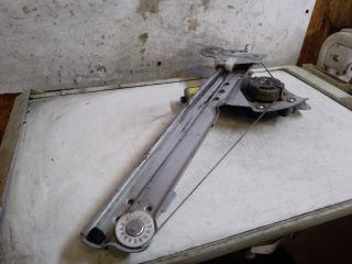 bontott DACIA DUSTER Bal első Ablakemelő Szerkezet (Elektromos)