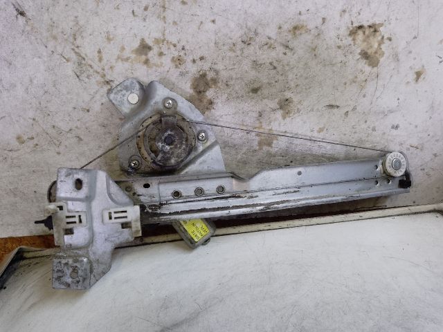 bontott DACIA DUSTER Bal első Ablakemelő Szerkezet (Elektromos)