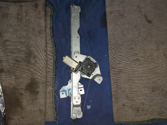 bontott DACIA DUSTER Bal első Ablakemelő Szerkezet (Elektromos)